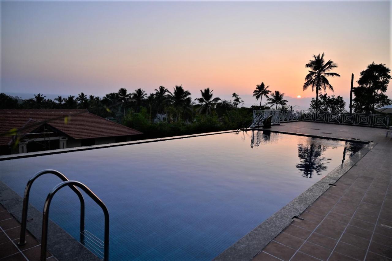 Aadisaktthi Leisure Resort, Kovalam Thiruvananthapuram Extérieur photo